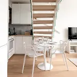2Ndhomes Stunning Penthouse With Great Location In Kamppi